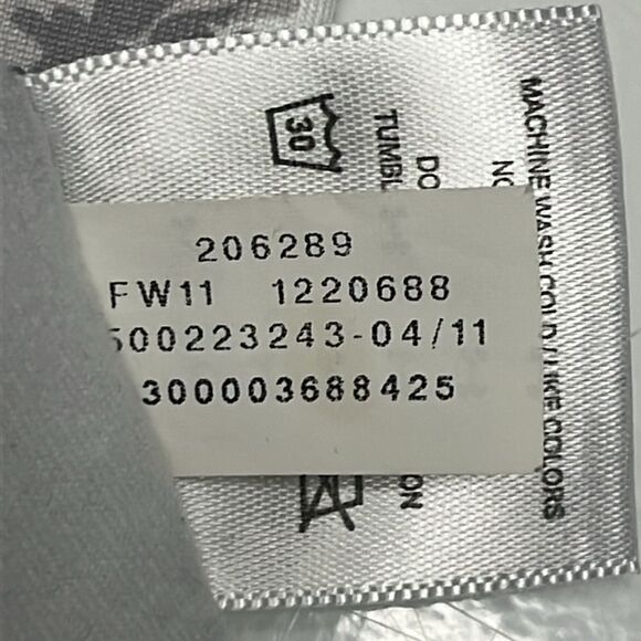 Under Armour Women’s Fitted Pullover W/ Long Sleeve Snap V-Neck & Sleeves- Med - Picture 14 of 15